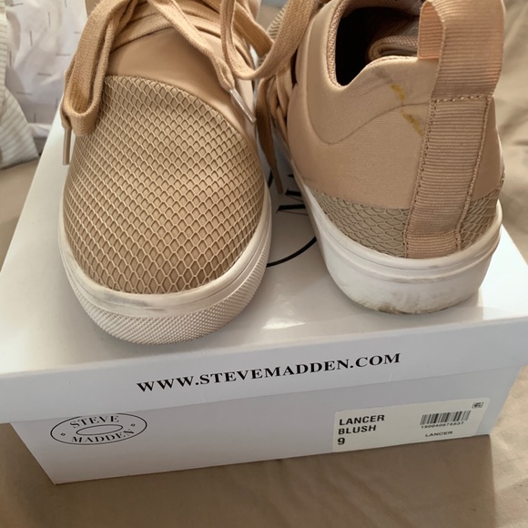 Steve Madden Blush Sneakers - Picture 5 of 6